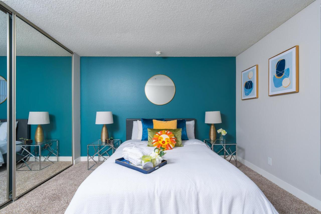 Universal Studios 8 Min Drive Two Bedroom Apartment With Free Parking Los Angeles Exterior photo