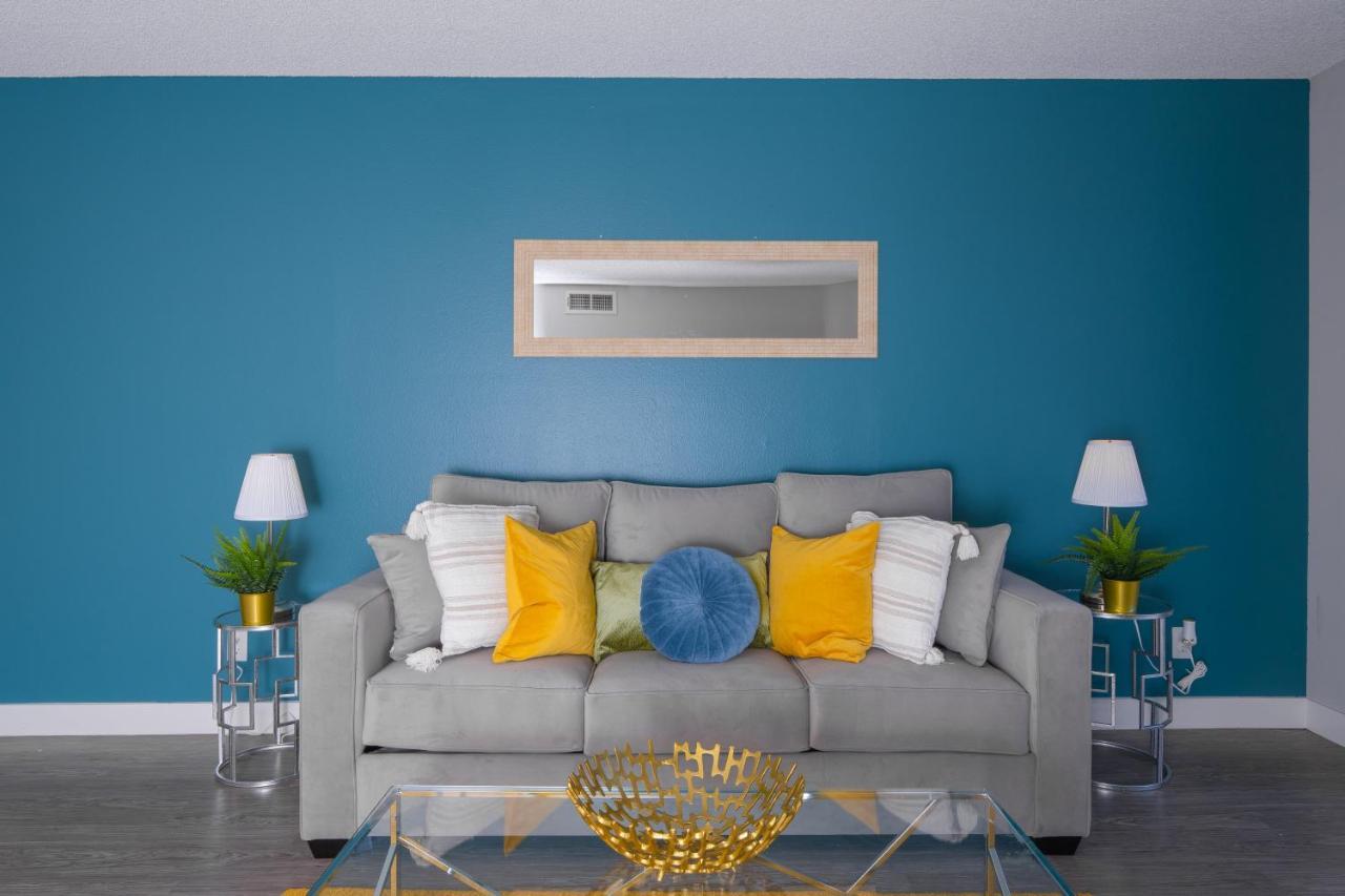 Universal Studios 8 Min Drive Two Bedroom Apartment With Free Parking Los Angeles Exterior photo