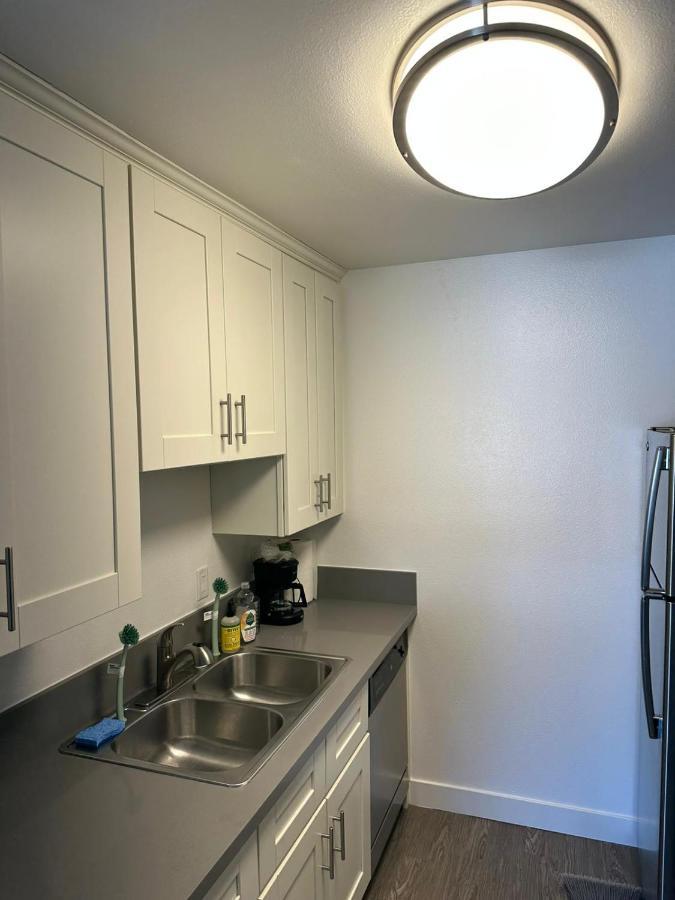 Universal Studios 8 Min Drive Two Bedroom Apartment With Free Parking Los Angeles Exterior photo