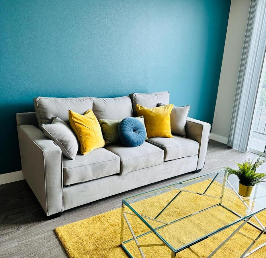 Universal Studios 8 Min Drive Two Bedroom Apartment With Free Parking Los Angeles Exterior photo